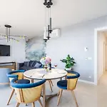 New&luxury 5* With An Amazing View - Pure Apartman
