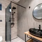 New&luxury 5* With An Amazing View - Pure