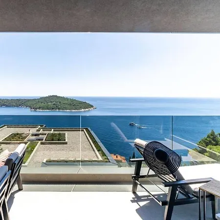 Apartment New&luxury 5* With An Amazing View - Pure