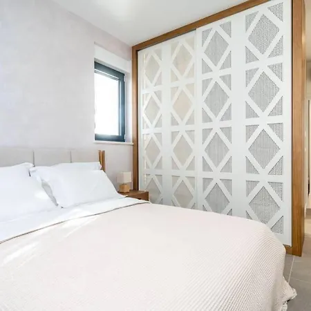 New&luxury 5* With An Amazing View - Pure Apartment *