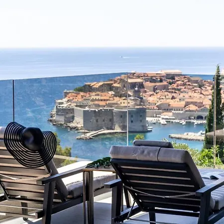 New&luxury 5* With An Amazing View - Pure Apartament *