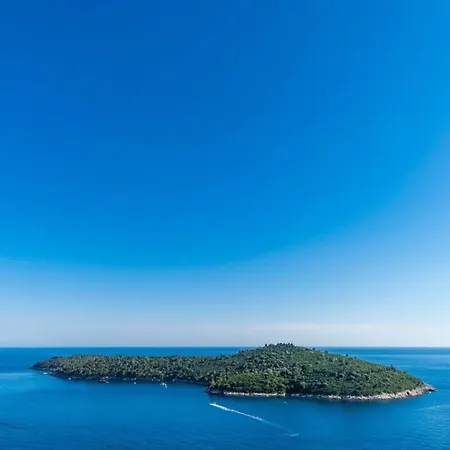 Apartment New&luxury 5* With An Amazing View - Pure