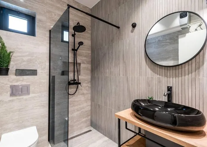 New&luxury 5* With An Amazing View - Pure